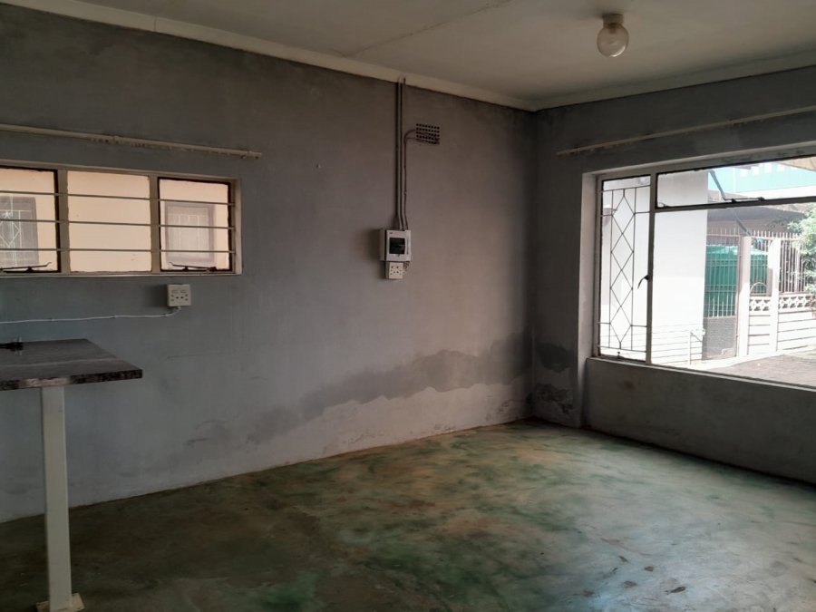 1 Bedroom Property for Sale in Oos Einde North West